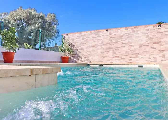 Mendoza * Коніль-де-ла-Фронтера